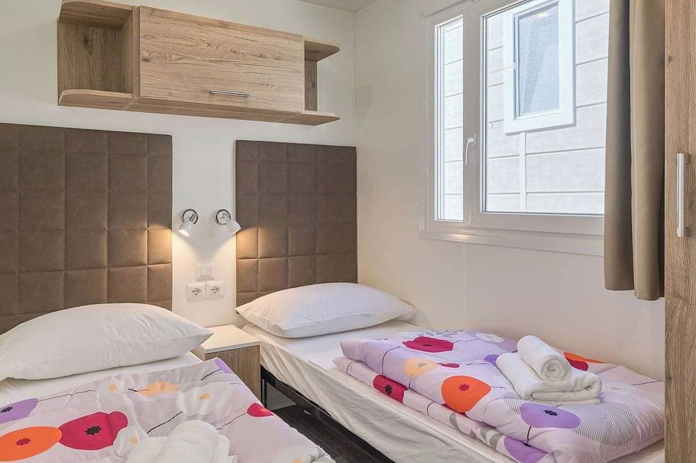 Foto 3 von 30: Schöne Wohnung in einem Ferienhaus für 6 Leute mit Klimaanlage, Pool,  W-Lan, TV und Terrasse