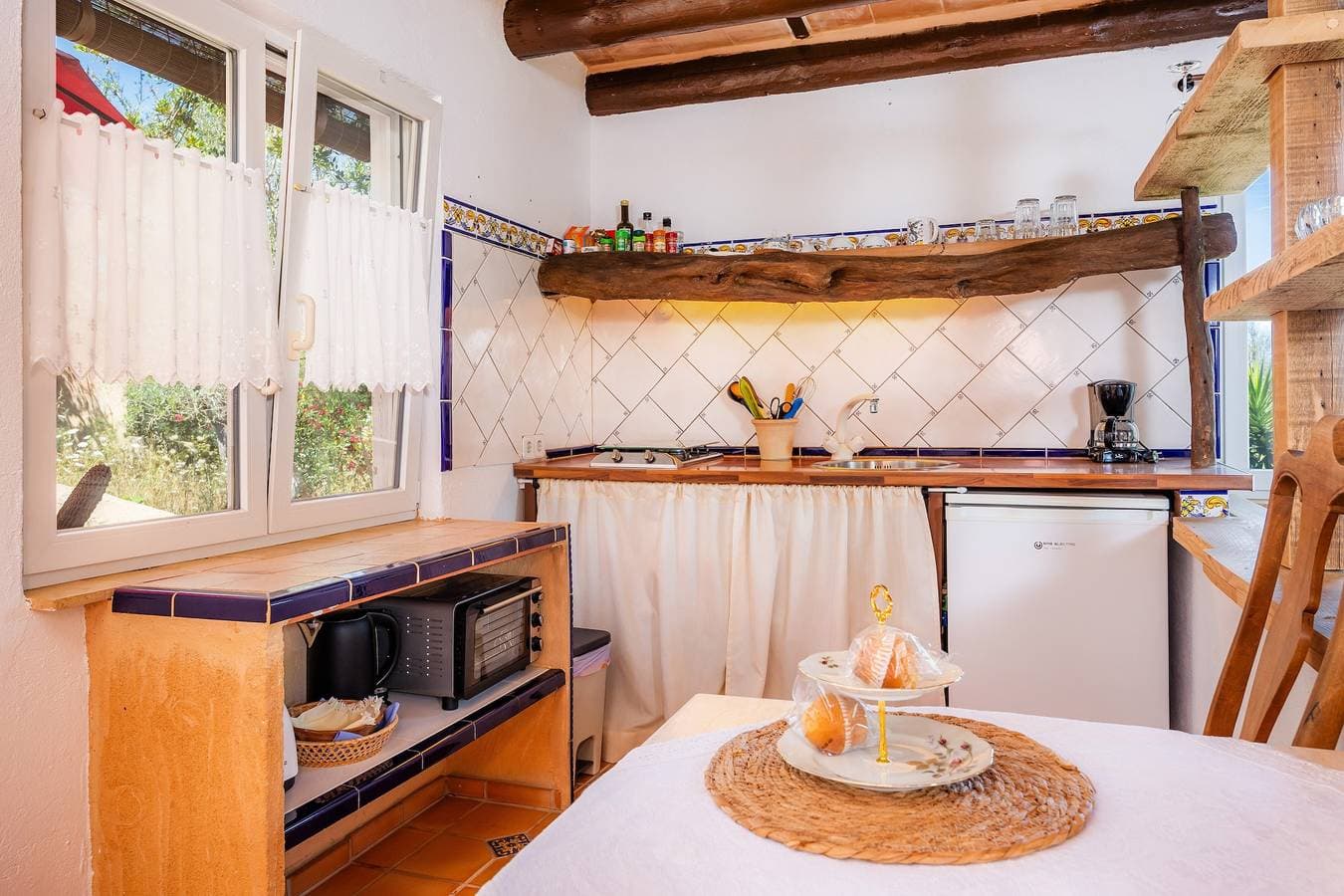 Foto 6 von 28: Ferienwohnung „Individual Guesthouse Mallorca“ mit Bergblick, Pool und WLAN