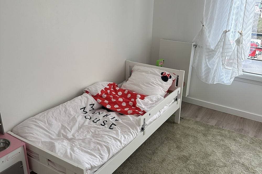 Foto 4 von 12: Appartement Idéal Pour les Familles, Proche de Paris et des Futurs Jo !
