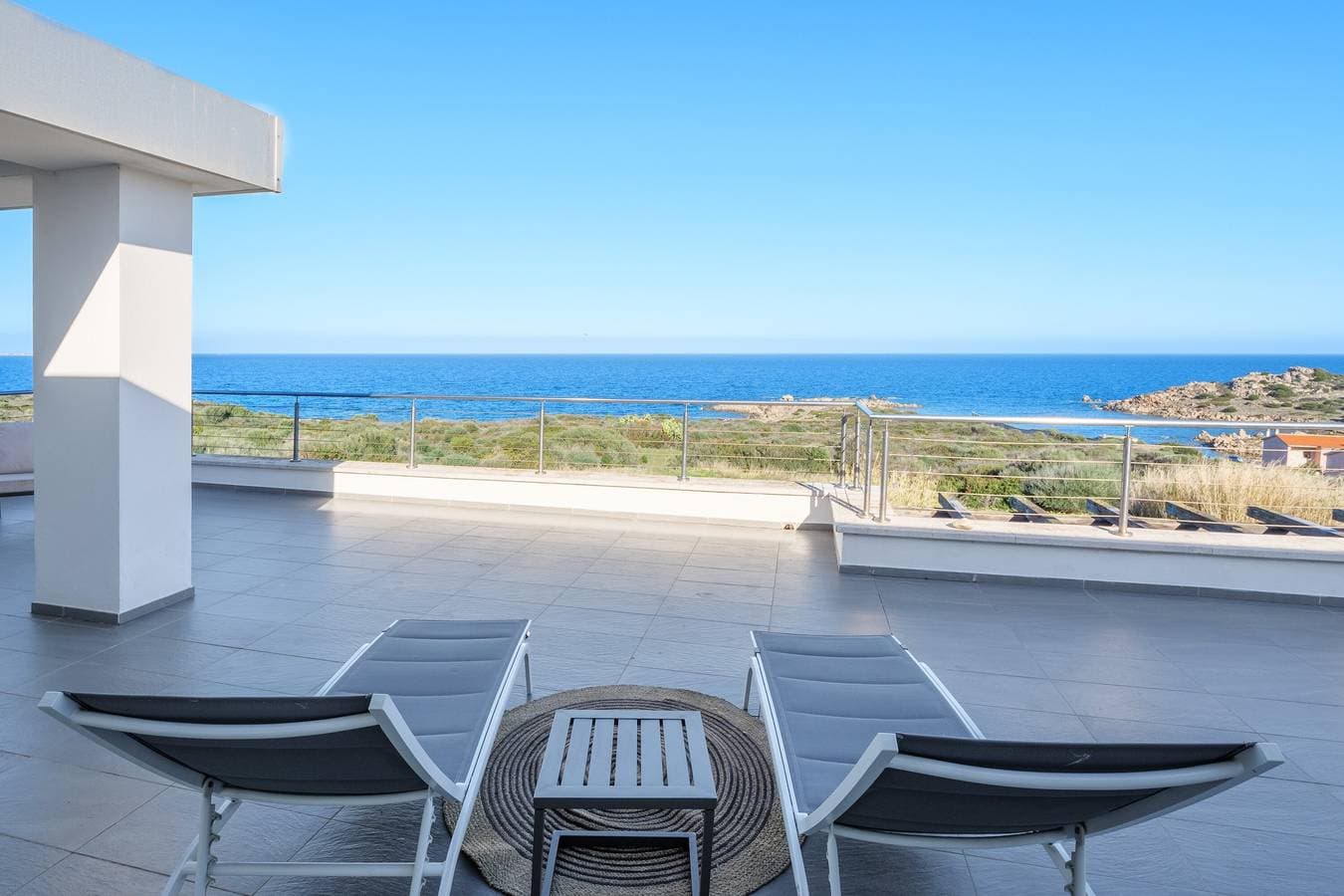 Foto 4 von 34: Ferienwohnung 12A in der Villa Marconi mit Meerblick und Panoramaterrasse