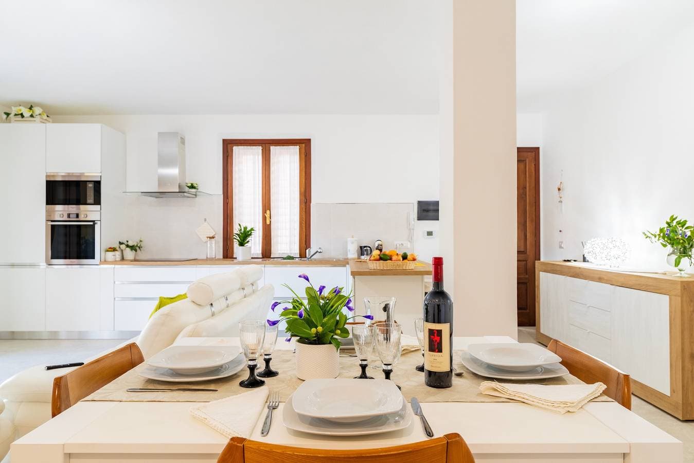 Foto 11 von 32: Ferienhaus 'Laura' mit privater Terrasse, Wi-Fi und Klimaanlage