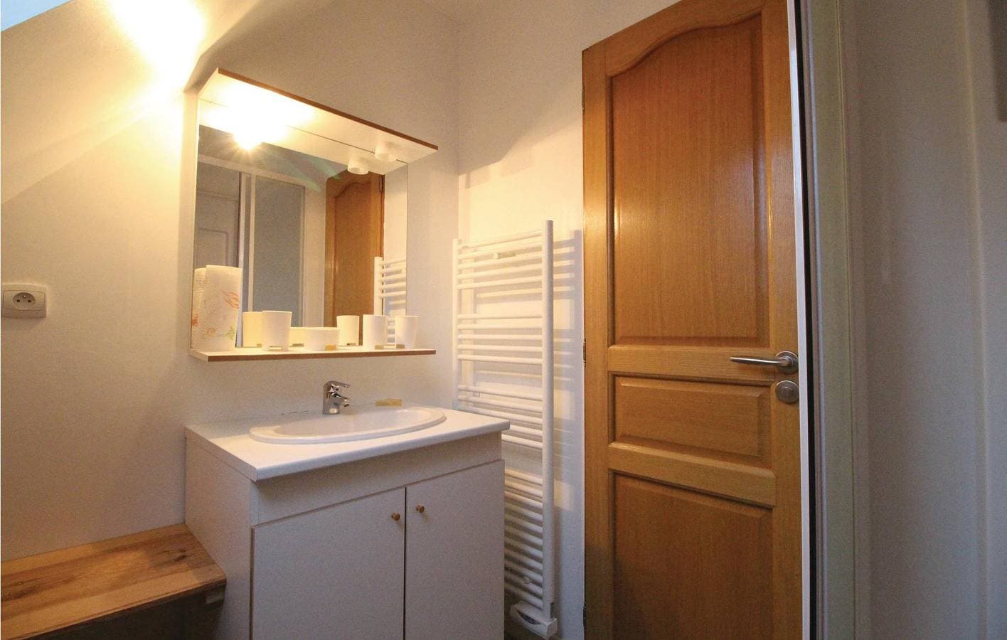 Foto 7 von 15: Le Bourg-Dun Wohnung: Parkplatz, TV, Angeln, Internet (75qm)