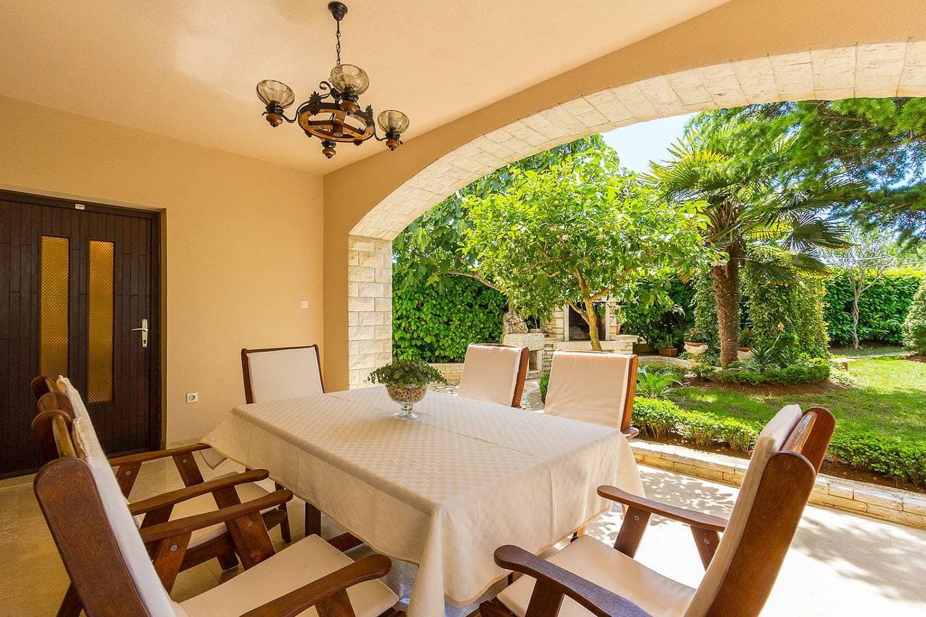Foto 2 von 32: Tolle Ferienwohnung mit atemberaubenden Garten und Haustiere sind auch erlaubt