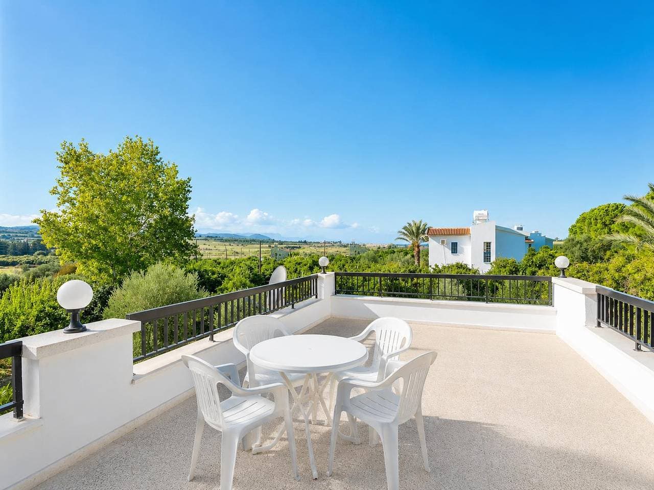 Foto 13 von 16: Villa für 4 Personen mit Terrasse