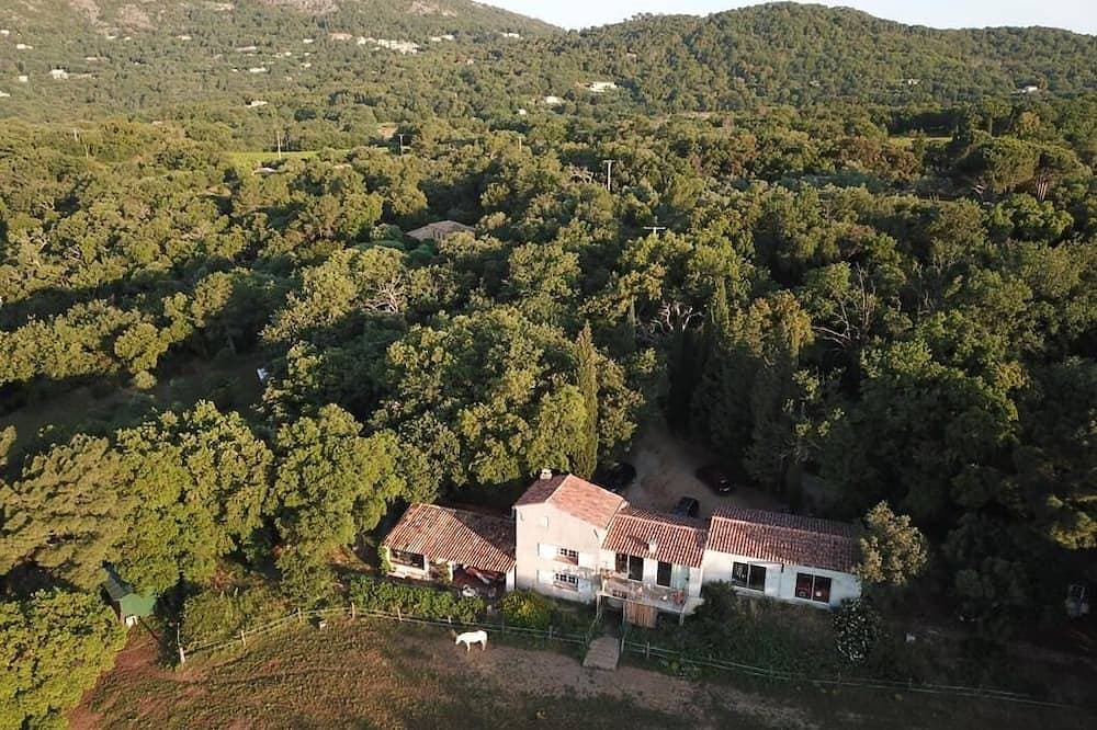 Foto 9 von 30: Le Charme Authentique et Bohème de la Pleine Nature Dans le Golfe de St Tropez