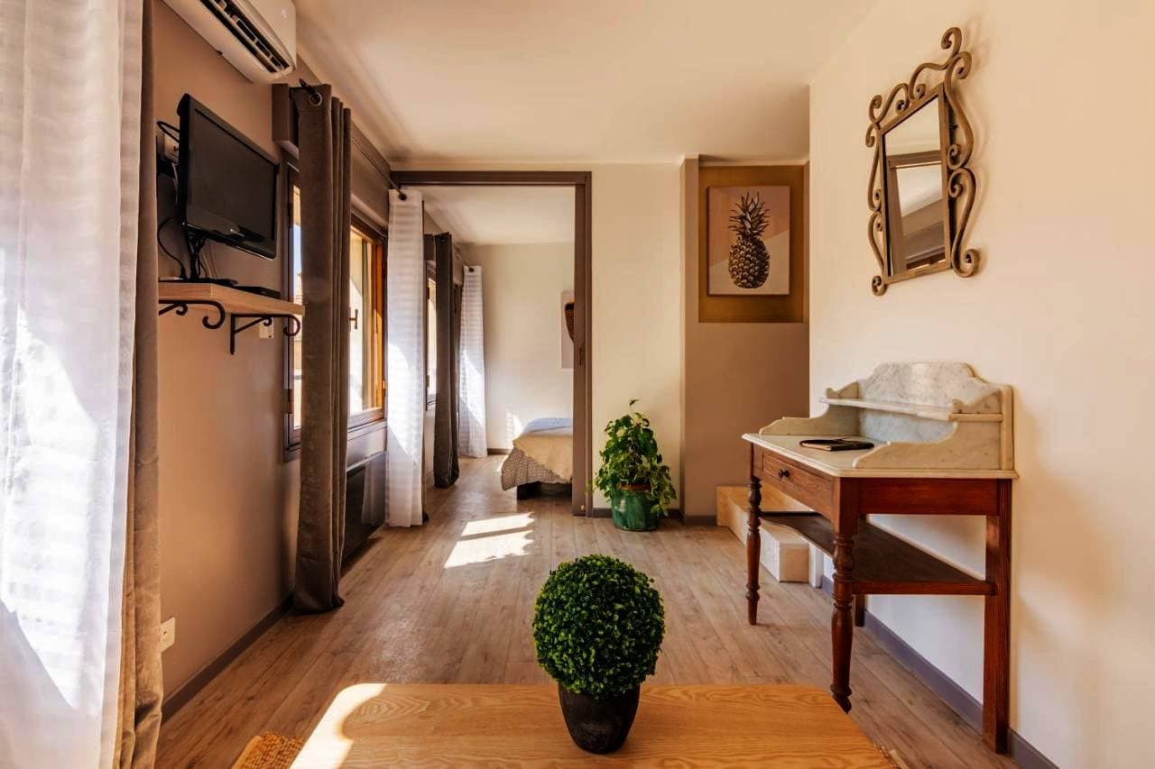 Foto 4 von 14: Appartement de charme, spacieux, Moustiers #5