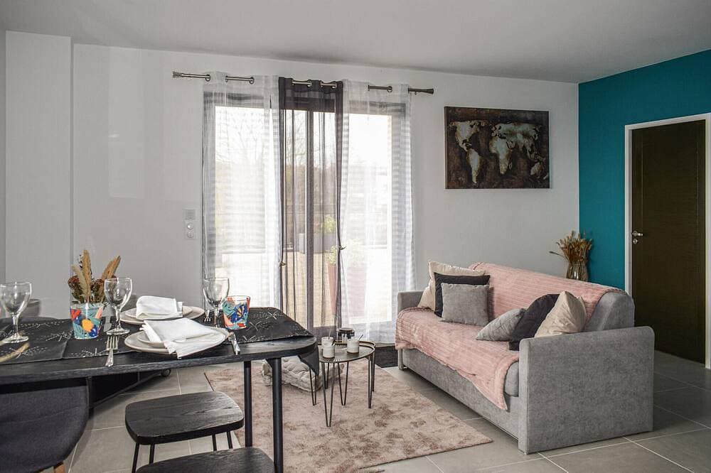 1 bedroom awesome apartment in Lantic 1