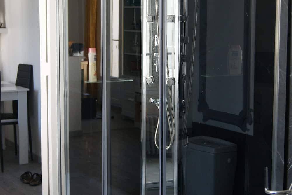 Foto 8 von 14: Newly renovated apartment in manor house, very close to town center