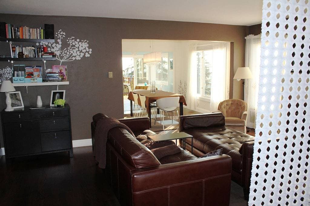 Foto 10 von 32: A peaceful, comfortable Oakland retreat with panoramic San Francisco Bay views