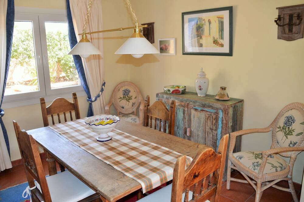 Foto 12 von 23: Ferienhaus mit Pool  am Meer mit 4 Schlafzimmern für 7 Personen  WIFI Frei