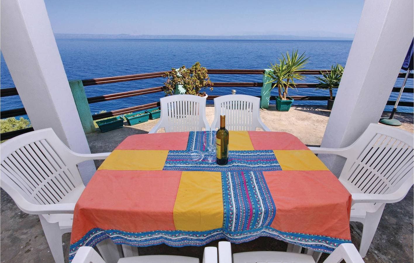 Foto 5 von 26: Gemütliche Wohnung am Wasser mit Terrasse, Parkplatz und in Küstennähe