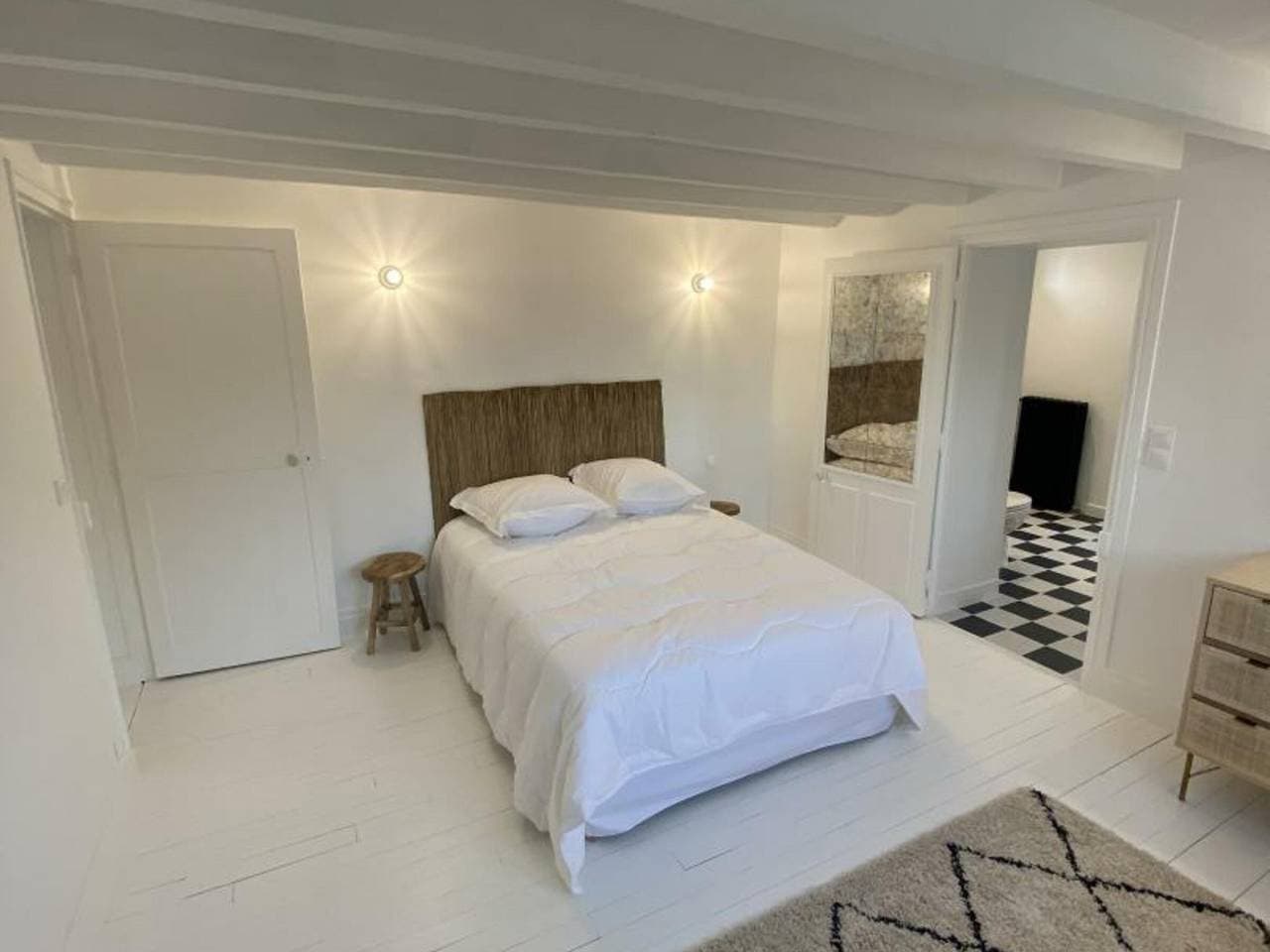 Foto 7 von 36: Gîte indépendant rénové avec étang de pêche - Equipements de qualité à Senlisse, proche châteaux