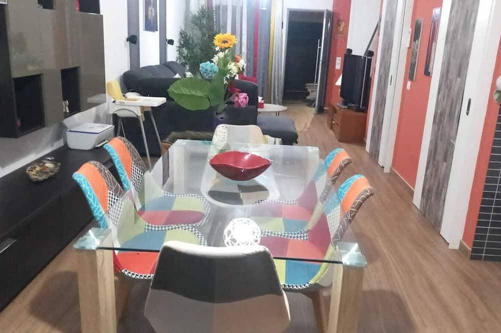 Foto 8 von 29: Olhao neues, helles, modernes, gut ausgestattetes Haus mit Terrasse und Solarium