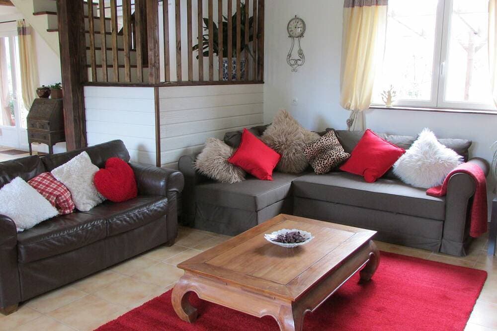 Foto 6 von 21: Ferienhaus mit Pool in Plouray, zwischen Pontivy und Rostrenen, Morbihan, Bretagne