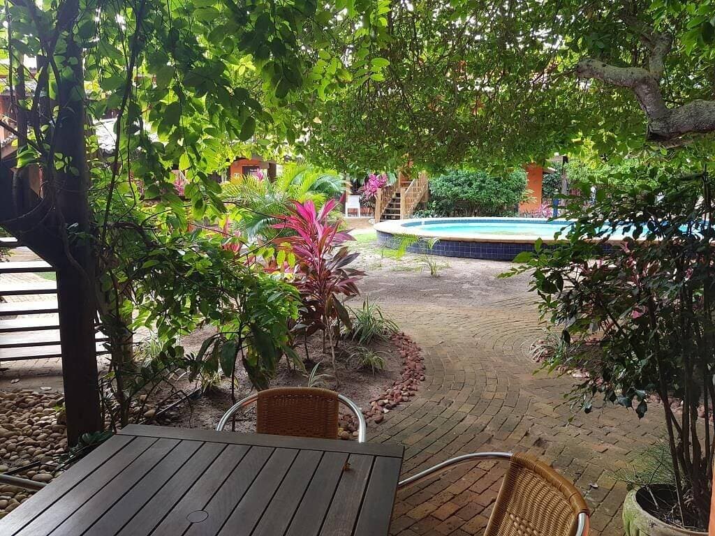 Foto 8 von 15: Das Haus befindet sich 200 m vom Strand entfernt, Freizeitbereich, Restaurants, Bars und Geschäften