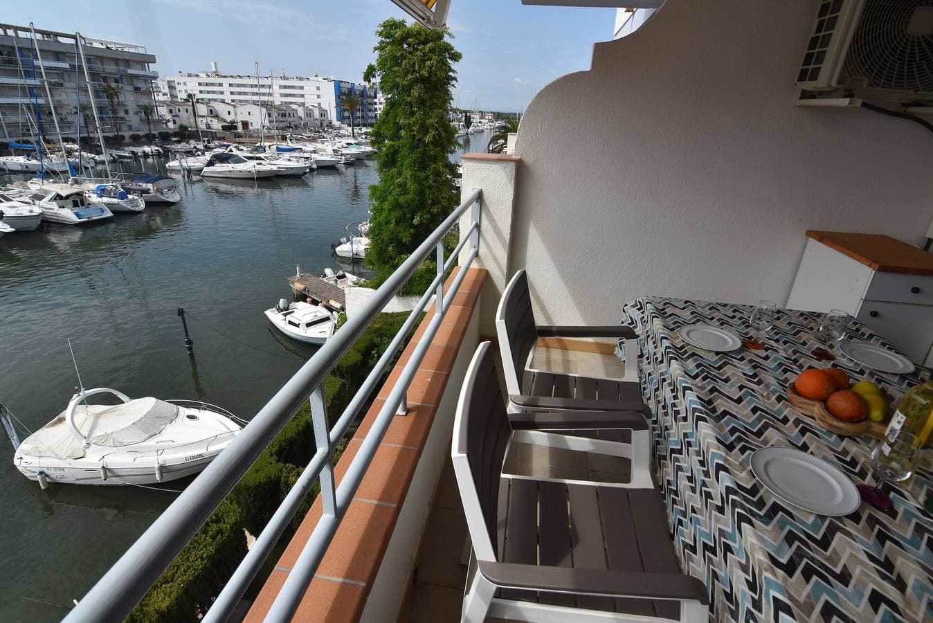 Foto 3 von 18: Charmante Wohnung in Roses, Costa Brava: Strandnähe, Terrasse, Garage und alle Annehmlichkeiten
