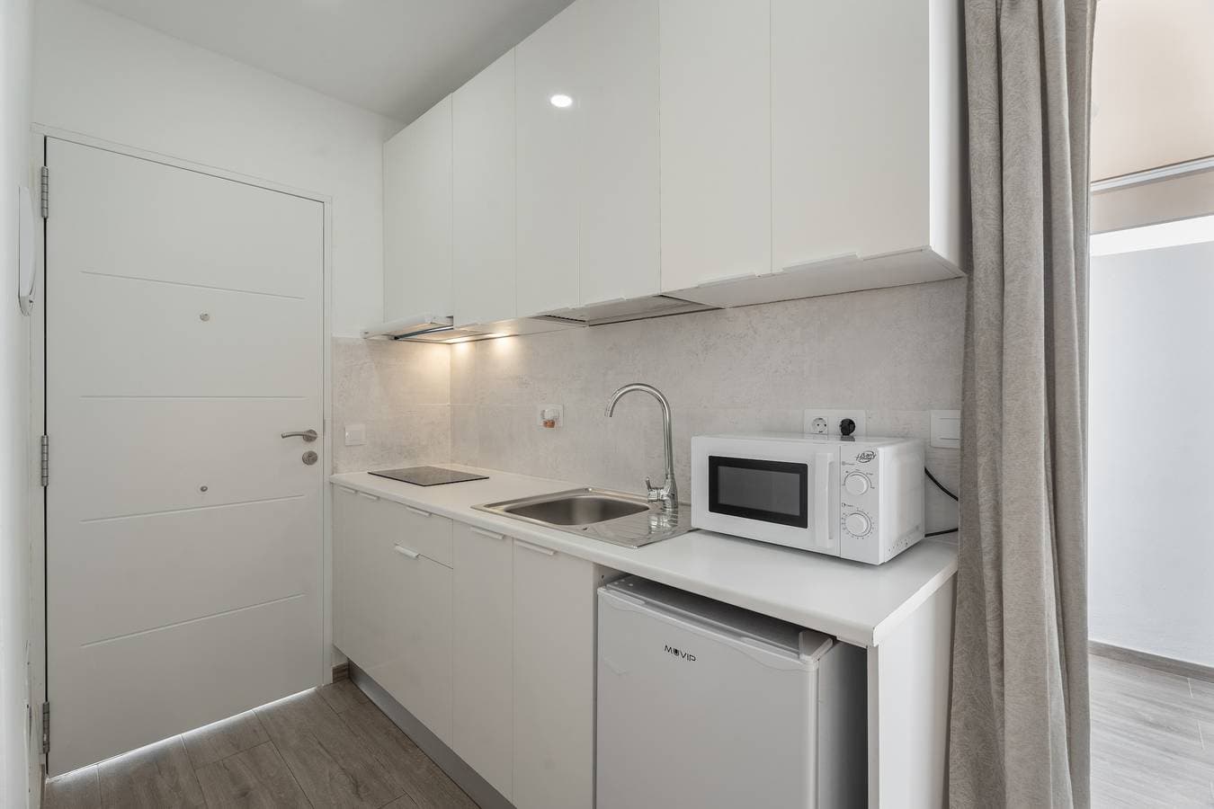 Foto 8 von 18: Ferienstudio 'Sol Y Terraza Privada' mit Balkon und WLAN