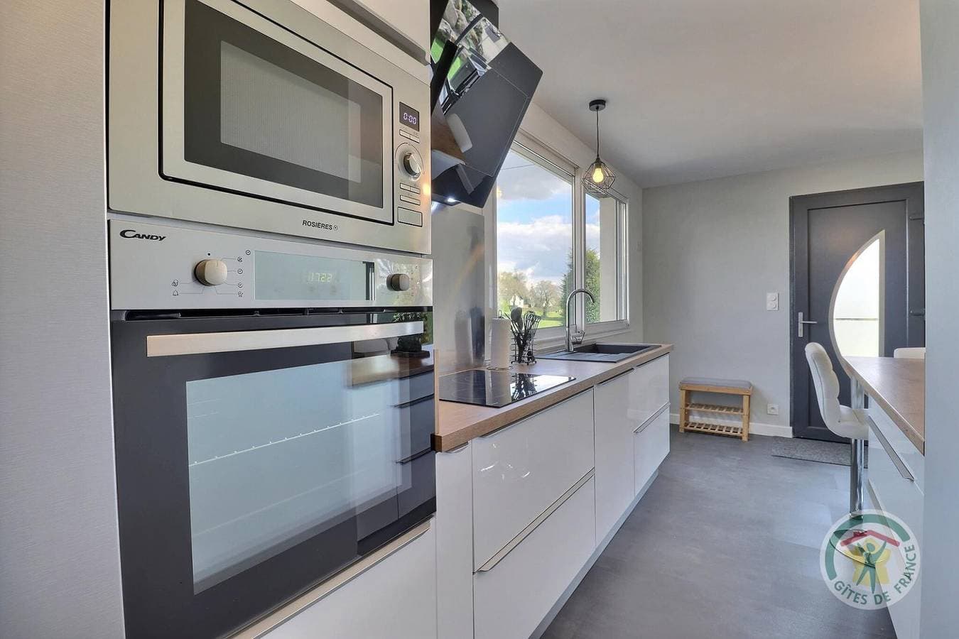 Foto 4 von 20: La petite maison dans la prairie