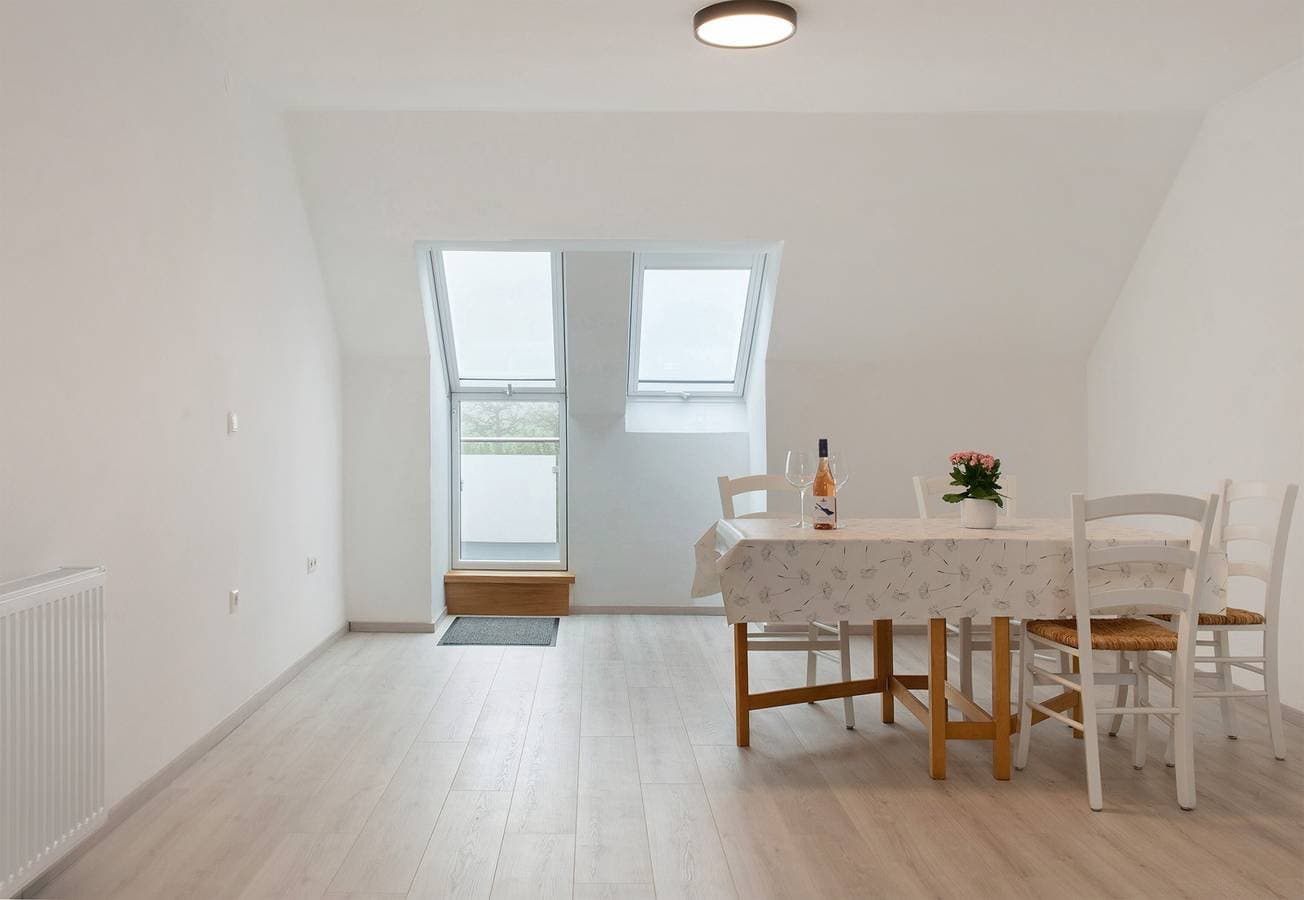 Foto 6 von 36: Ferienwohnung "Am Birnbaum" mit schönem Balkon und WLAN