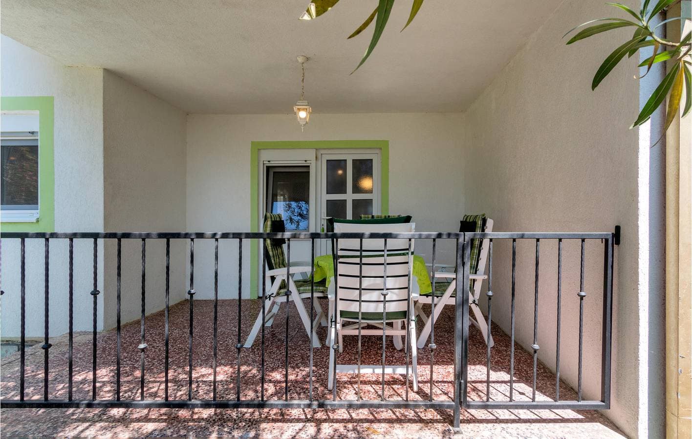 Foto 3 von 20: Gemütliche Ferienwohnung mit Terrasse, Klimaanlage und Parkplatz in der Nähe des Strandes Bijela