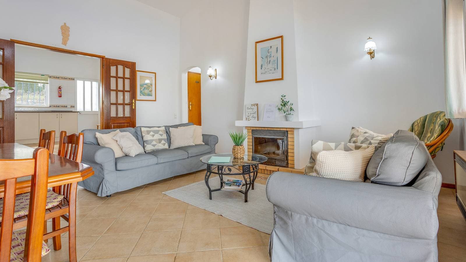Foto 10 von 32: Villa für 6 Personen mit Terrasse