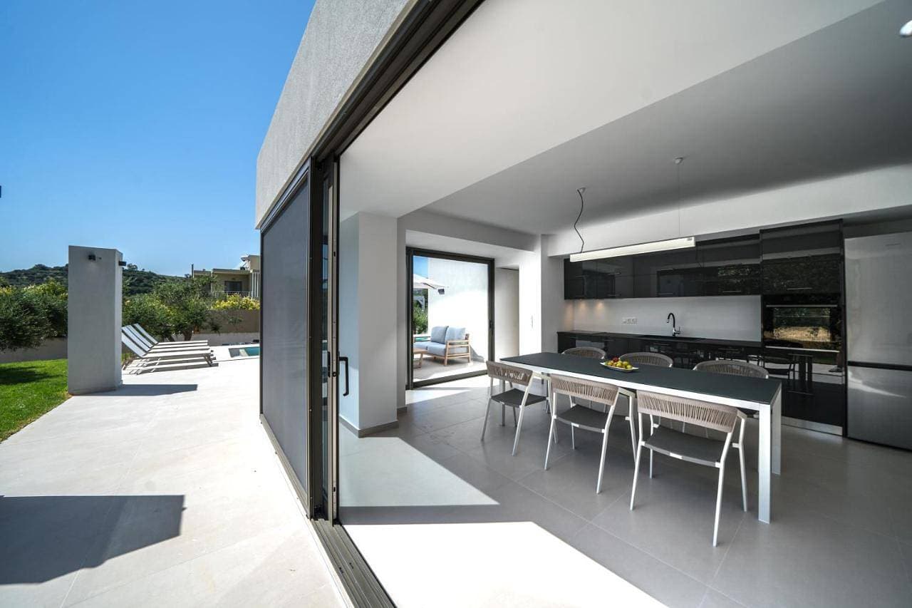 Foto 4 von 45: Three-Bedroom Villa