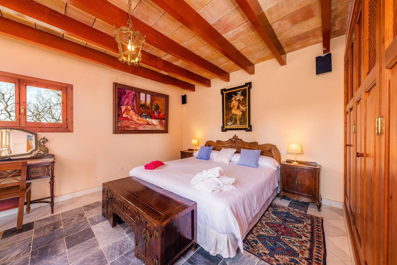 Foto 12 von 31: Villa Es Revellar mit Sonnenterrasse und Restaurant im Agrotourismus