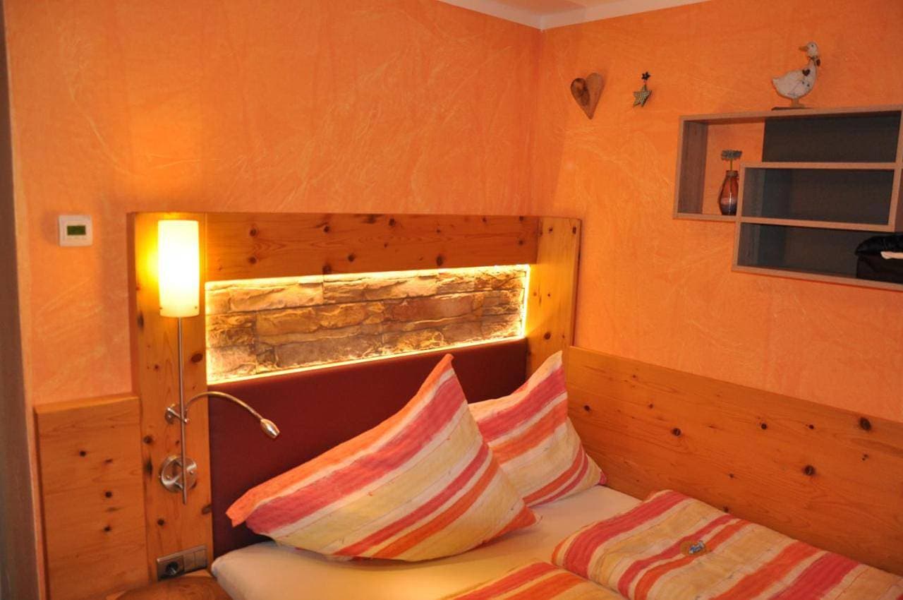 Foto 6 von 23: Small Double Room