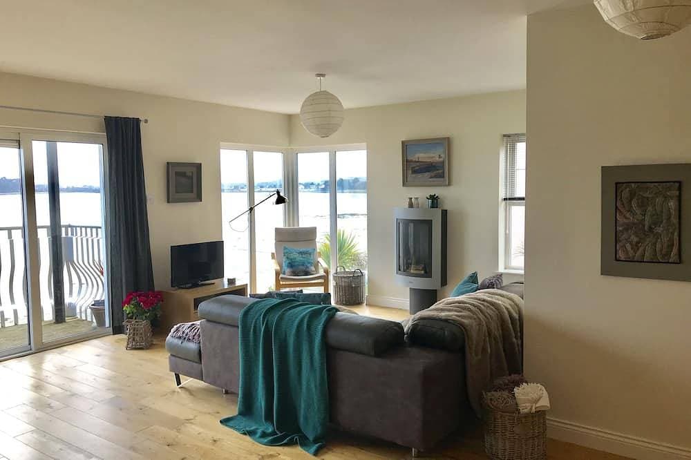 Foto 12 von 30: Luxury bright, spacious, stylish apartment with stunning mountain & bay views