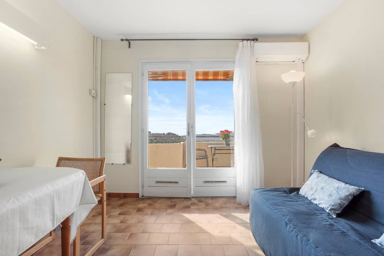 Foto 7 von 30: Ferienwohnung 'Le Mas Berliat N°9' mit Meerblick, WLAN und Klimaanlage