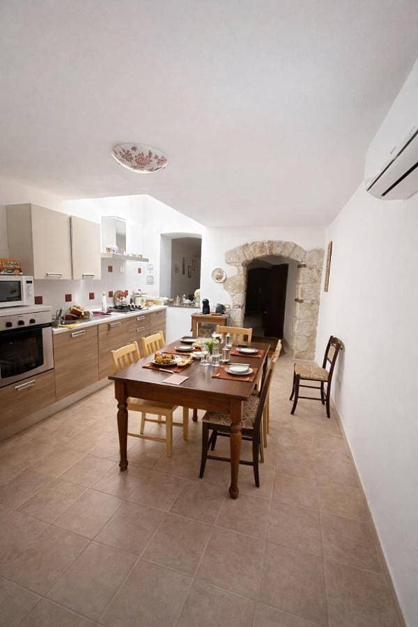 Foto 4 von 7: One-Bedroom Apartment