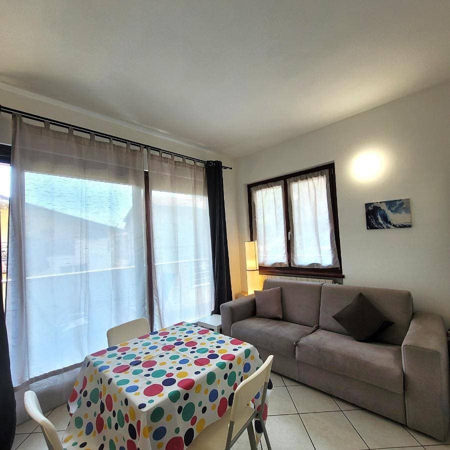Foto 5 von 33: One-Bedroom Apartment