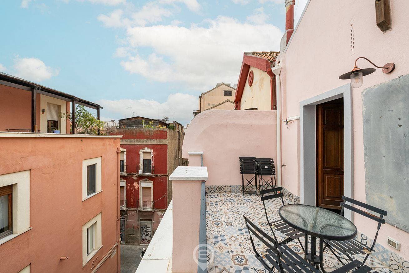 Foto 3 von 26: Ferienwohnung für 3 Personen mit Balkon/Terrasse