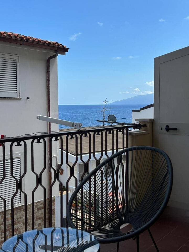 Foto 7 von 15: Apartment with Sea View