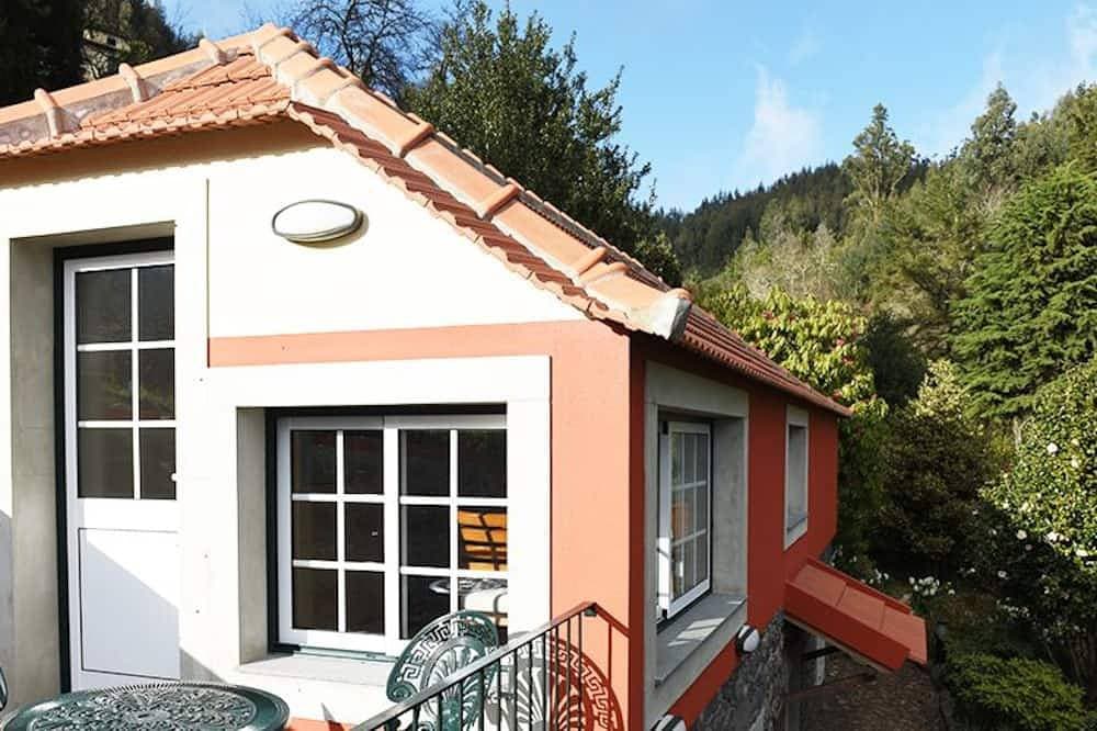 Foto 10 von 21: Casas de Pedra - Genießen Sie eine ländliche Atmosphäre mit allen Einrichtungen eines Hotels.
