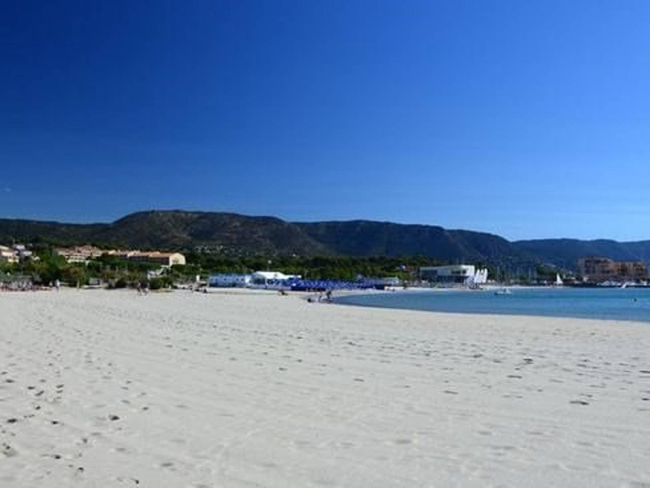 Foto 9 von 16: 2-Zimmer-Wohnung für 4 Personen, nahe Strand und Geschäften, mit Parkplatz, Favière, Bormes-les-Mimosas