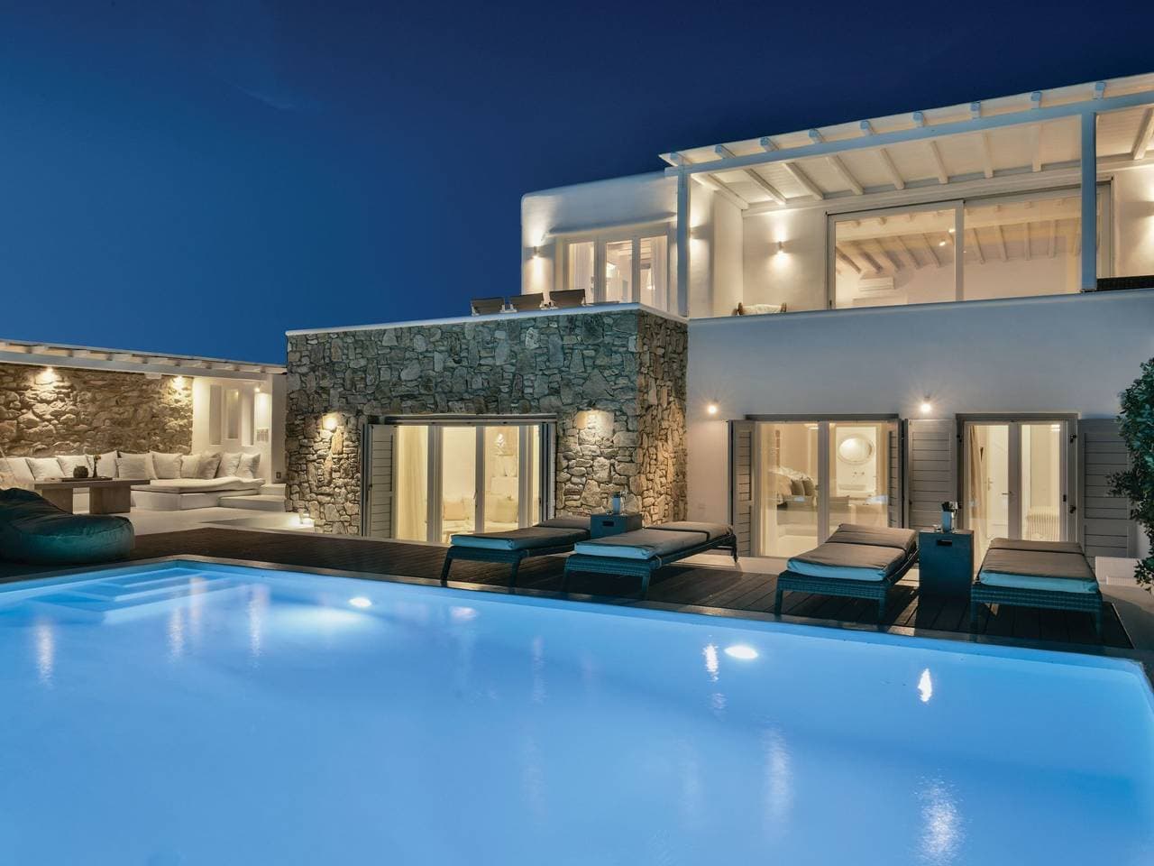 Foto 3 von 72: Villa Serene zu Fuß zu 4 Stränden