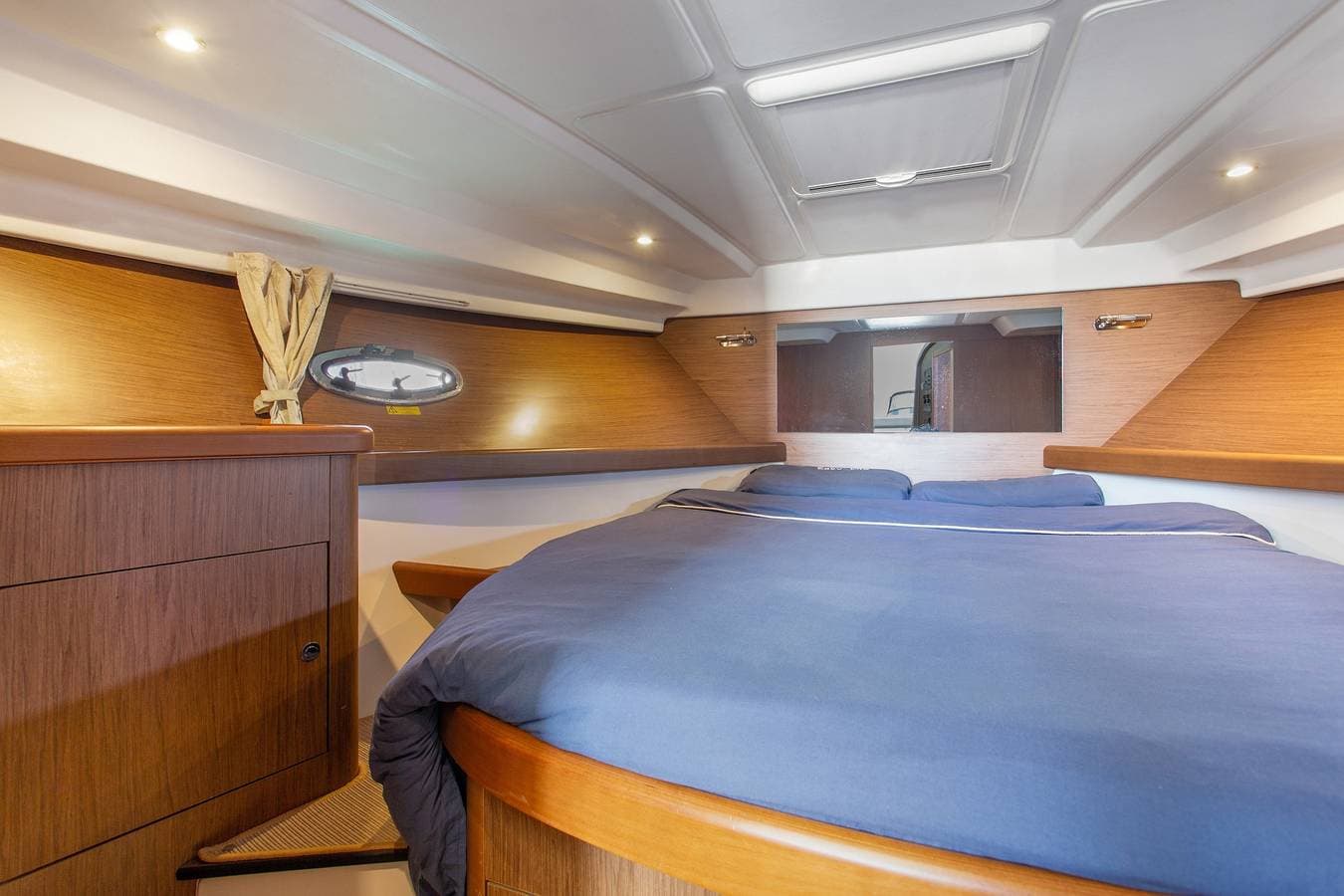 Foto 6 von 28: 'Charmante Yacht' mit Meerblick, WLAN und Klimaanlage