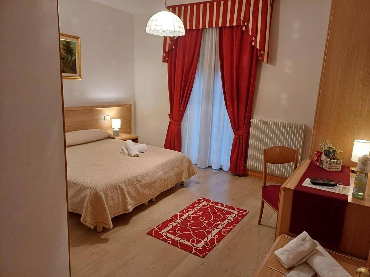 Foto 2 von 9: Standard Double Room