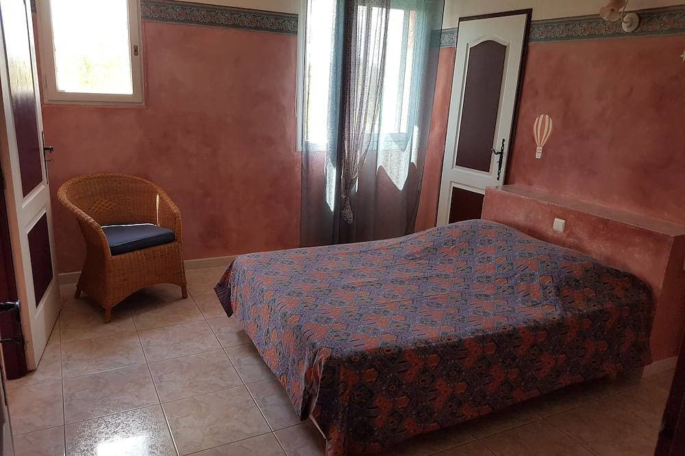 Foto 2 von 11: Seasonal rental of air-conditioned gîtes, swimming pool