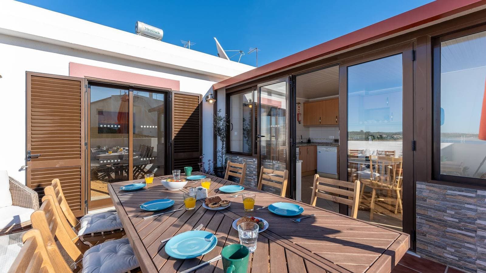 Foto 8 von 35: Maravilhoso Duplex T3 com Terraço by LovelyStay