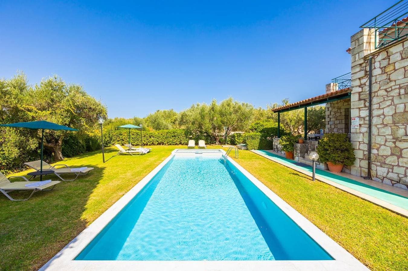 Foto 7 von 33: Villa für 6 Personen mit Garten