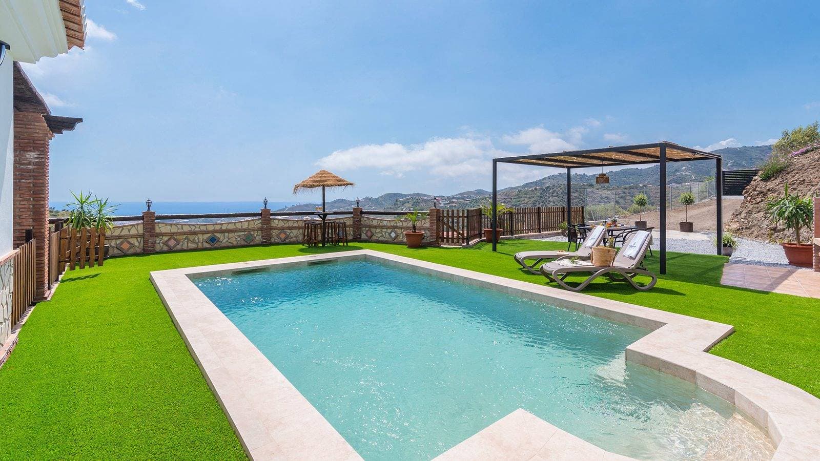 Foto 2 von 35: Casa La Solana Torrox by Ruralidays