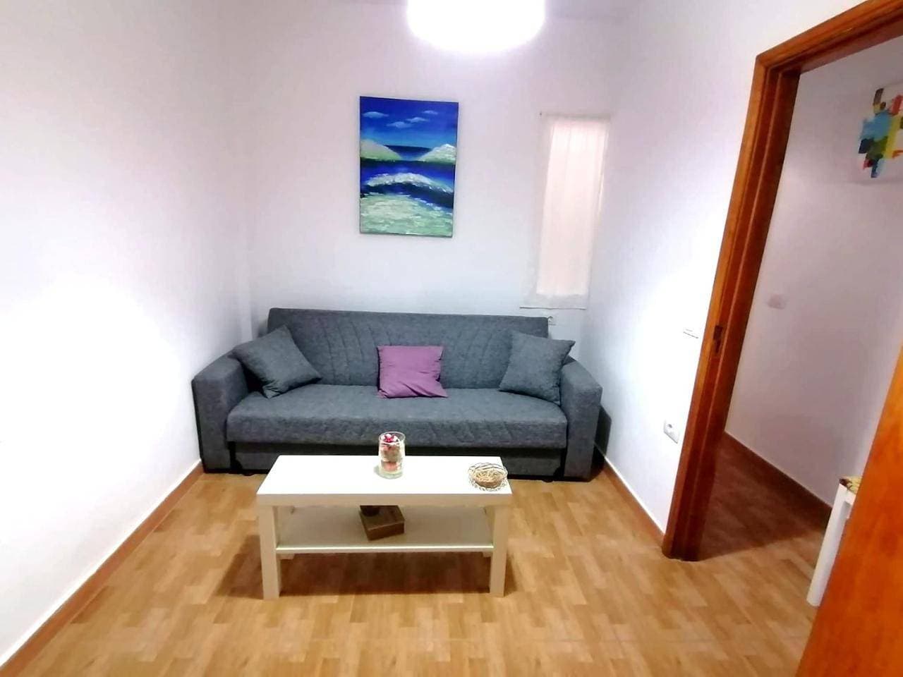 Foto 10 von 32: One-Bedroom Apartment