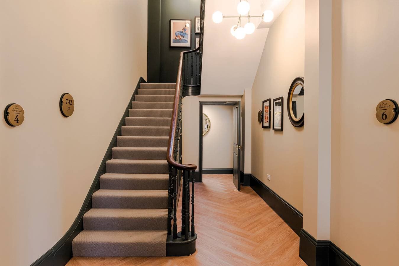 Foto 3 von 11: Your Apartment | Bristol Pembroke House | 1 Bed apartment | Courtyard