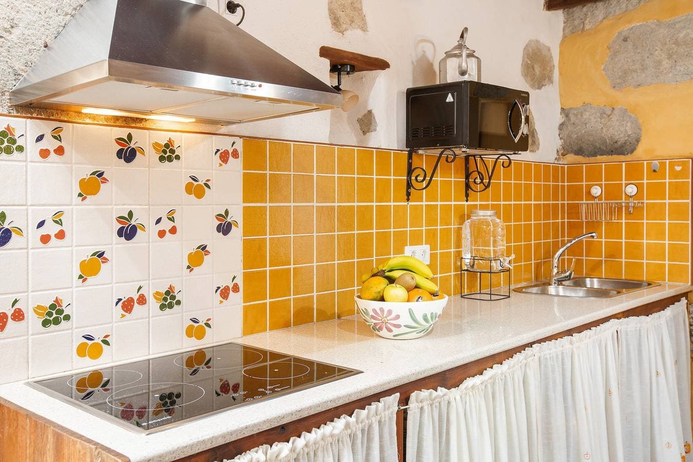 Foto 6 von 23: Ferienhaus Casa Emblemática La Pileta Bentejui mit Garten und WLAN