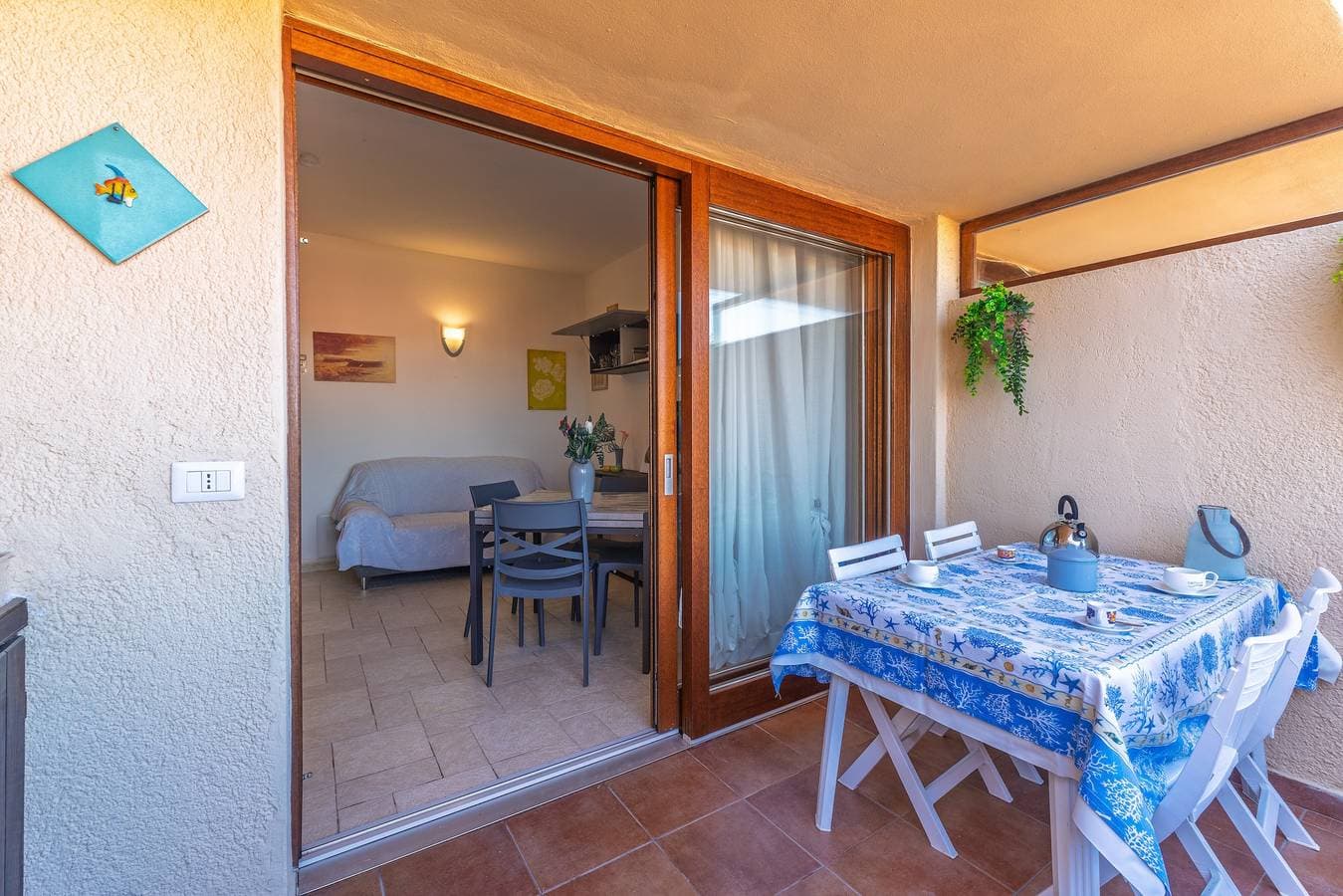 Foto 3 von 34: Ferienwohnung 'L'incanto' mit Meerblick, WLAN und Klimaanlage
