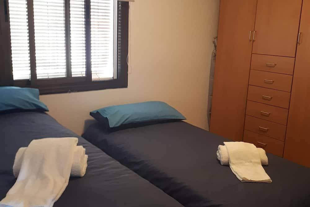 Foto 7 von 30: Beach Front Royal Apartment im Wohngebiet, WIFI