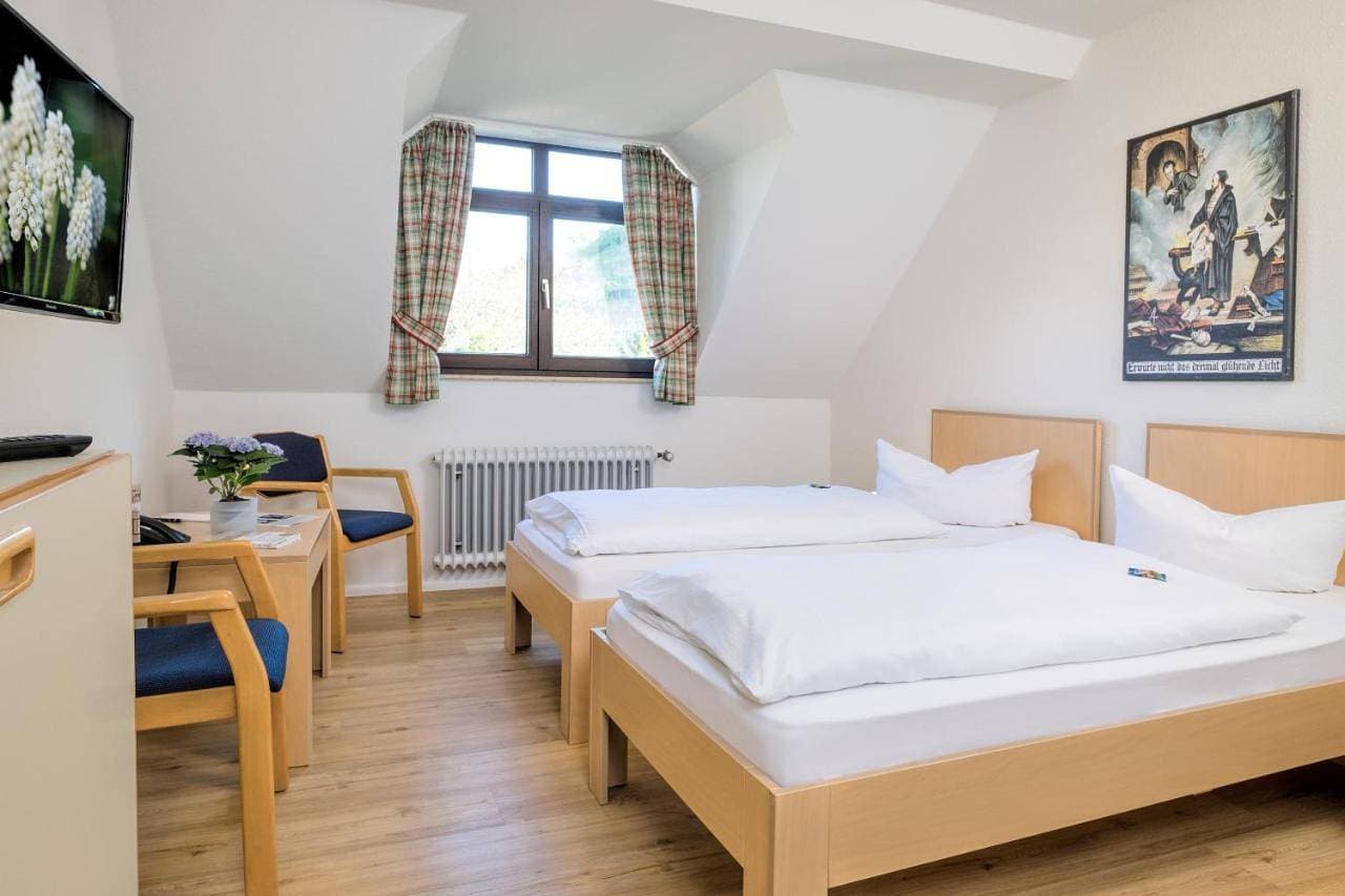 Foto 5 von 9: Double Room