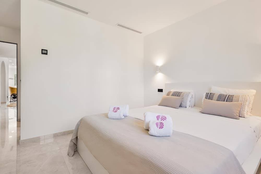 Foto 2 von 25: Villa Sa Sirvi - Atemberaubende Villa
